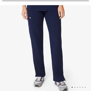 Fig’s Kade cargo scrub pants